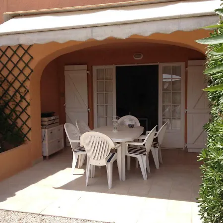 Coquet Mas A Gigaro * לה קרואה-ואלמר
